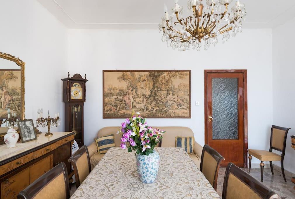Top Floor Apartment Near Historic Fortino Catania Exterior photo